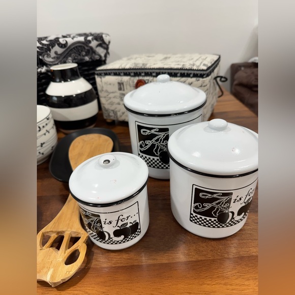 Vintage Black and White Kitchen Set - Picture 3 of 8